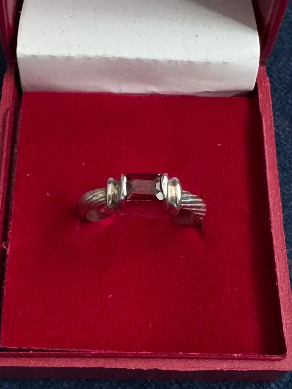 Vintage 925 Sterling Silver Emerald  Cut Garnet Ring size 7